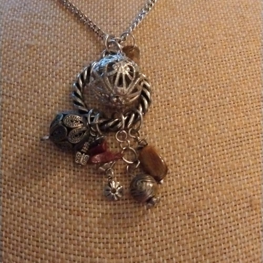 Silver     - Picture 3 of 4